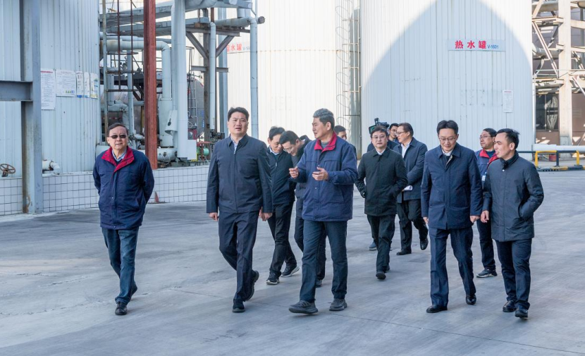 泰州市委书记姜冬冬一行 调研海阳科技江苏省人才联合体项目